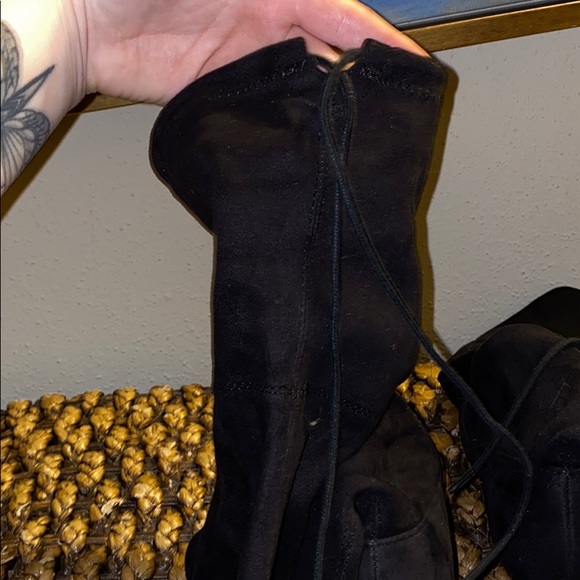Black Knee High Boots - Picture 4 of 4
